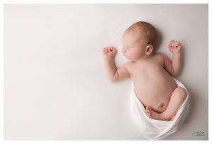 Richmond Hill Newborn Photographer|Megan Myrick Photography|www.meganmyrickphotography.com